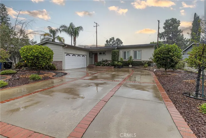 702 W Carter Drive, Glendora, California 91740