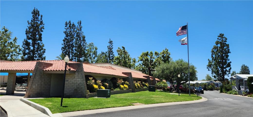 SJ Clubhouse