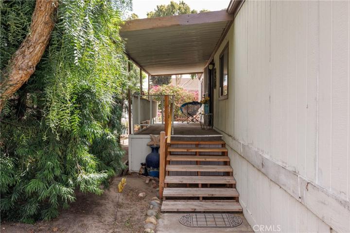 Look at the Wide, Low Steps. Perfect for Wheelchair Access