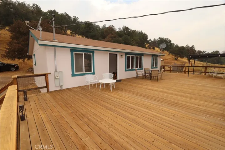 1563 Old Long Valley Road, Clearlake Oaks, California 95423