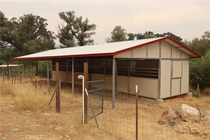 1563 Old Long Valley Road, Clearlake Oaks, California 95423