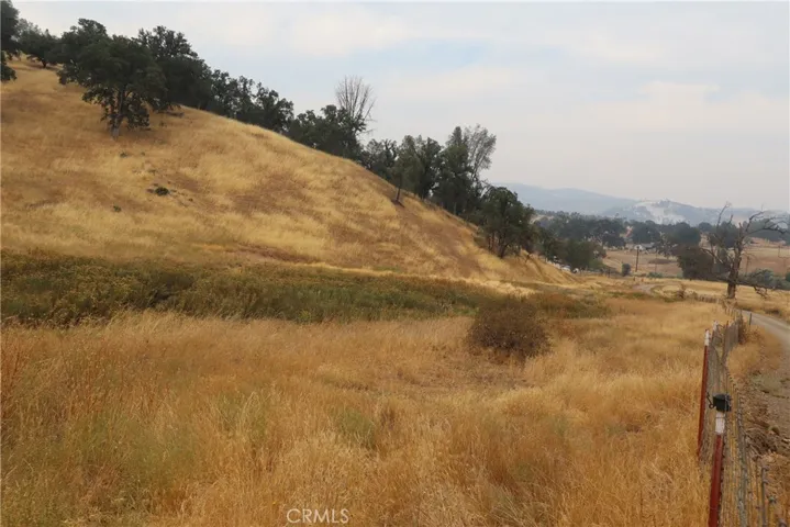 1563 Old Long Valley Road, Clearlake Oaks, California 95423