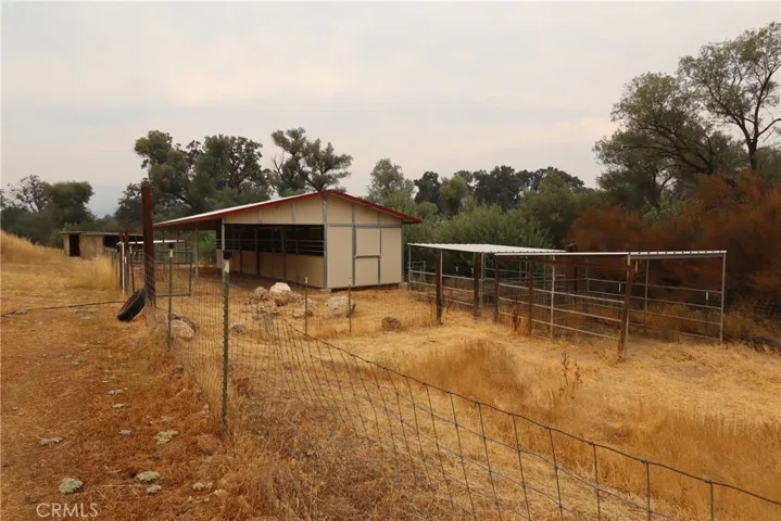 1563 Old Long Valley Road, Clearlake Oaks, California 95423