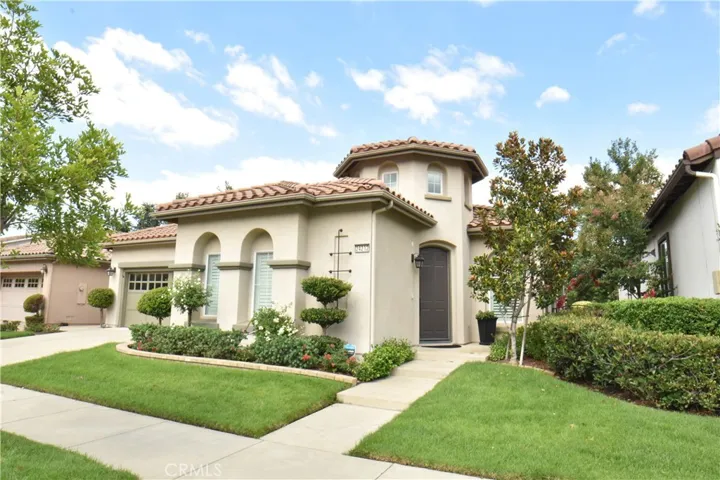 24212 Songsparrow Lane, Corona, California 92883
