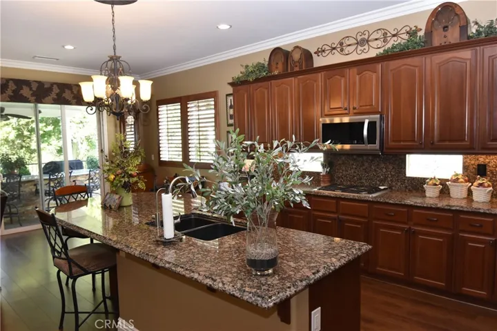 24212 Songsparrow Lane, Corona, California 92883