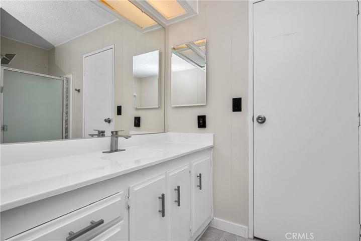 Primary attached bath