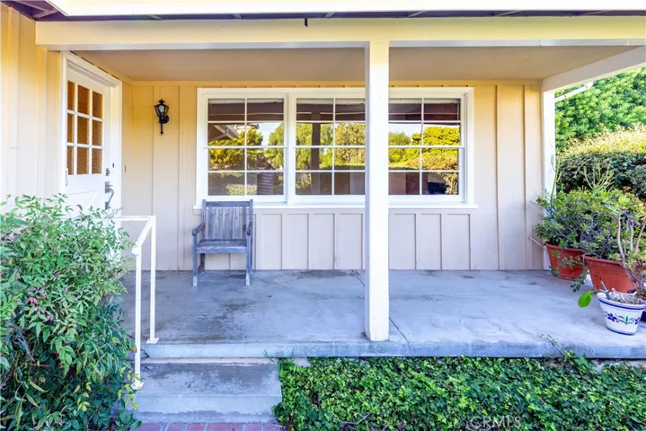 26717 Grayslake Road, Rancho Palos Verdes, California 90275