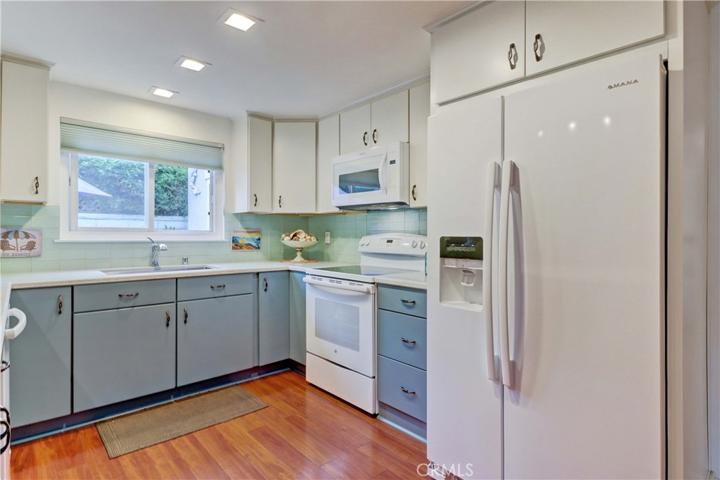 2198 Via Mariposa E Unit D, Laguna Woods, California 92637