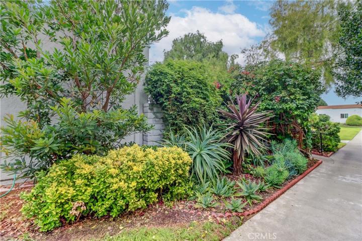 2198 Via Mariposa E Unit D, Laguna Woods, California 92637