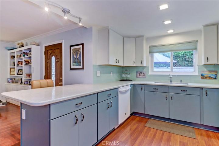 2198 Via Mariposa E Unit D, Laguna Woods, California 92637