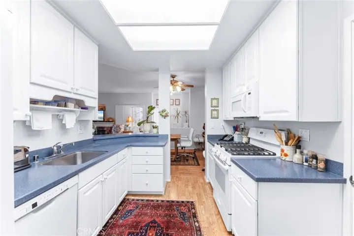 35 Hartford Drive Unit 18, Newport Beach, California 92660