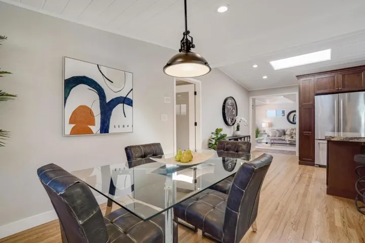 49 Lorelei Lane, Menlo Park, California 94025