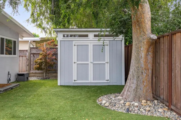 49 Lorelei Lane, Menlo Park, California 94025