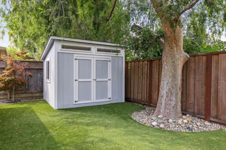 49 Lorelei Lane, Menlo Park, California 94025