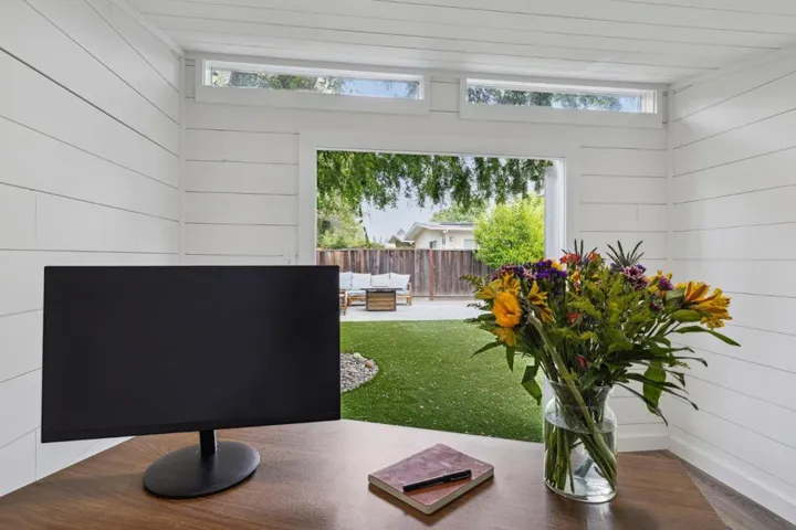 49 Lorelei Lane, Menlo Park, California 94025