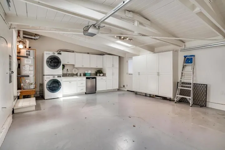 49 Lorelei Lane, Menlo Park, California 94025