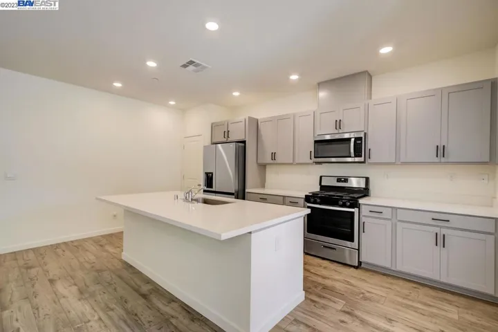 2026 Jamison Creek Way, Plumas Lake, California 95961