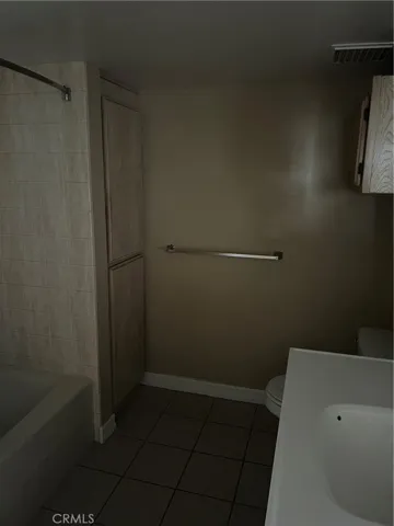 865 S B Street Unit B2, Oxnard, California 93030