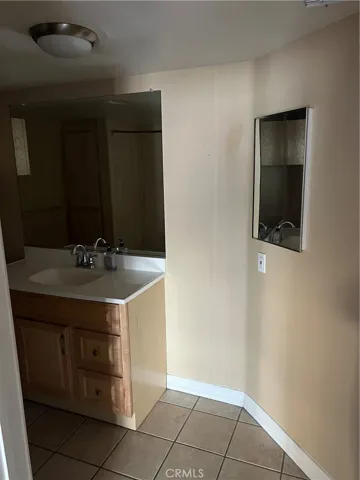 865 S B Street Unit B2, Oxnard, California 93030