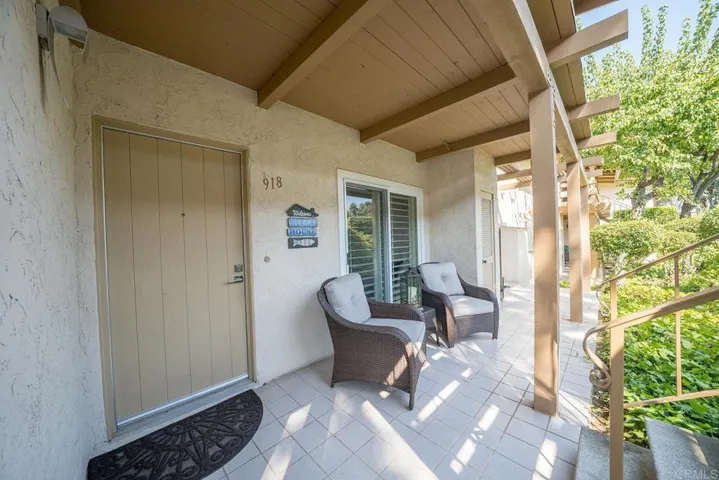 918 Knoll Vista Drive, San Marcos, California 92078