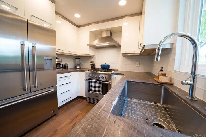 918 Knoll Vista Drive, San Marcos, California 92078