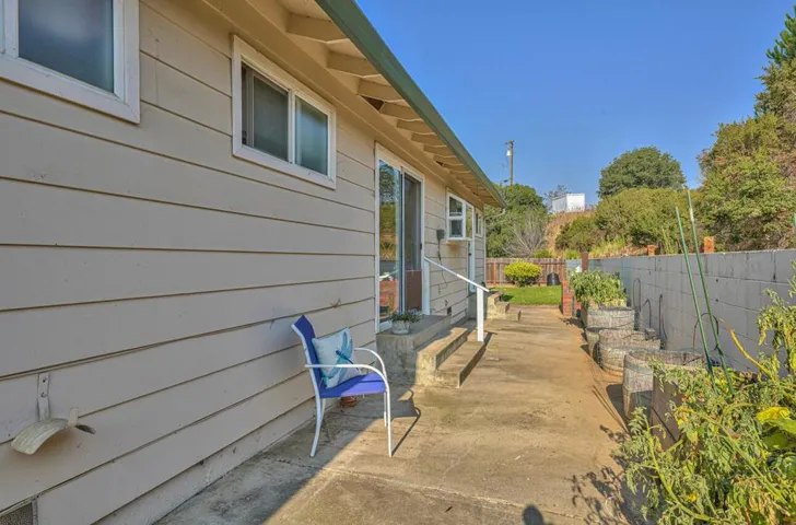 18675 Pesante Road, Salinas, California 93907