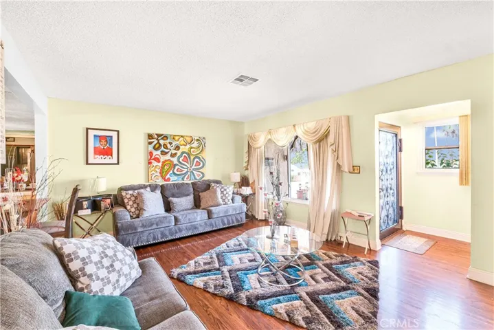 12210 Berendo Avenue, Los Angeles, California 90044