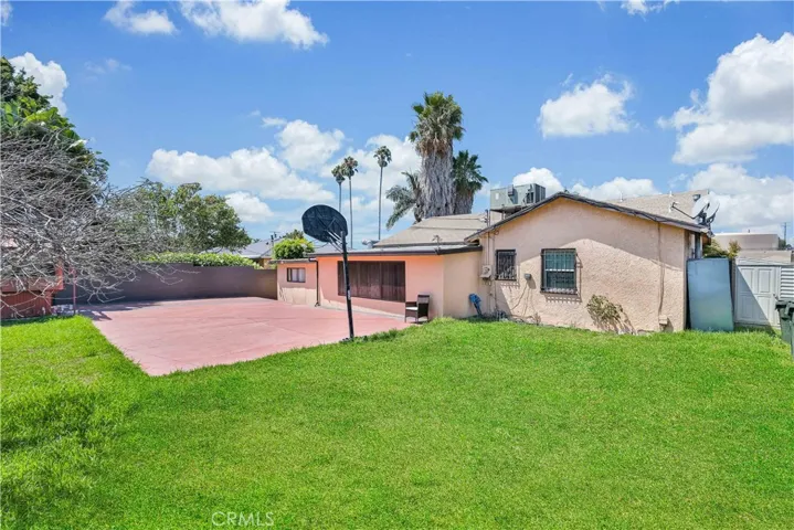 12210 Berendo Avenue, Los Angeles, California 90044
