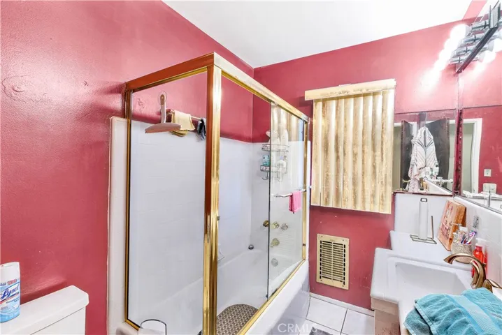 12210 Berendo Avenue, Los Angeles, California 90044