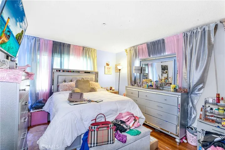 12210 Berendo Avenue, Los Angeles, California 90044