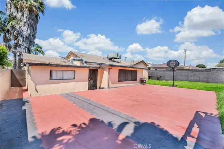 12210 Berendo Avenue, Los Angeles, California 90044
