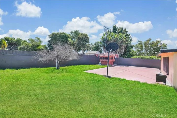 12210 Berendo Avenue, Los Angeles, California 90044