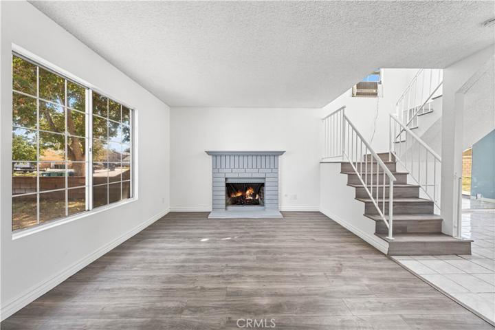 45137 Watford Avenue, Lancaster, California 93535