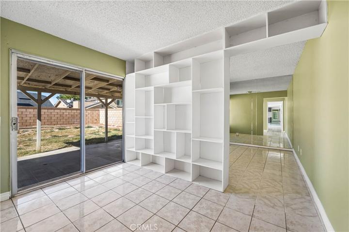 45137 Watford Avenue, Lancaster, California 93535
