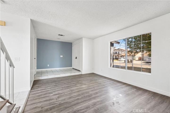 45137 Watford Avenue, Lancaster, California 93535