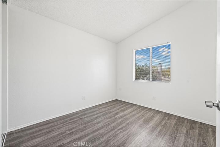 45137 Watford Avenue, Lancaster, California 93535
