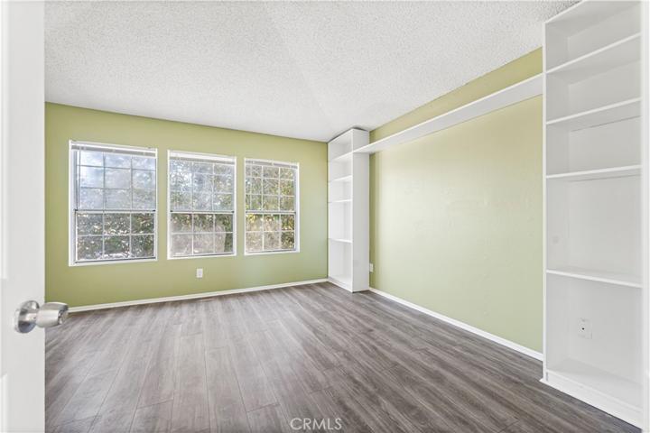 45137 Watford Avenue, Lancaster, California 93535
