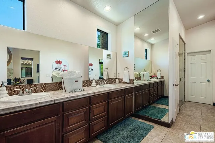 2081 S Bobolink Lane, Palm Springs, California 92264