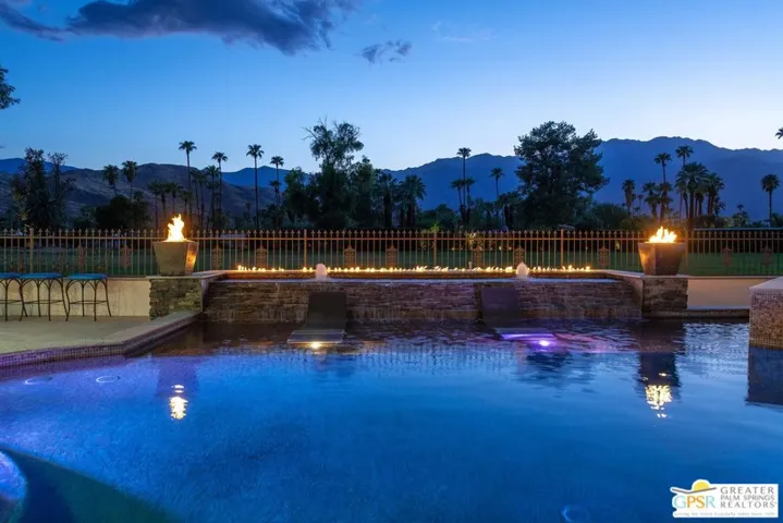 2081 S Bobolink Lane, Palm Springs, California 92264