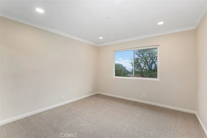 Guest bedroom 1
