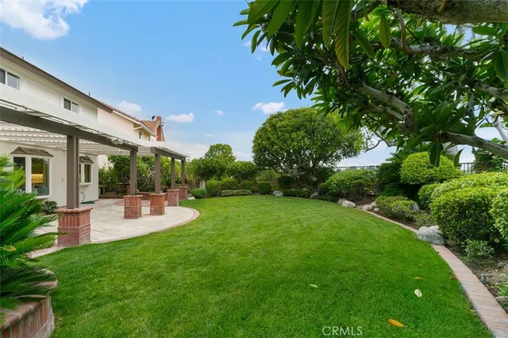 Large grassy area