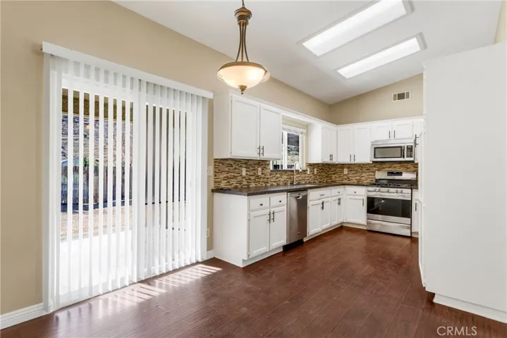 7721 Chase Avenue, Hesperia, California 92345