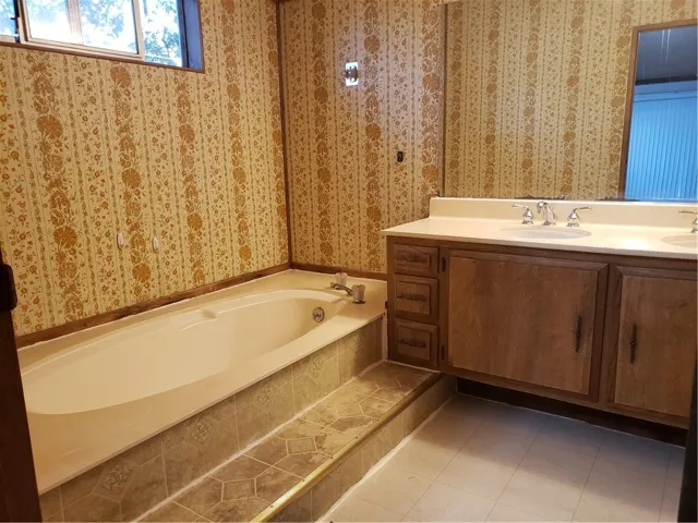 9520 Banderilla Drive, La Grange, California 95329