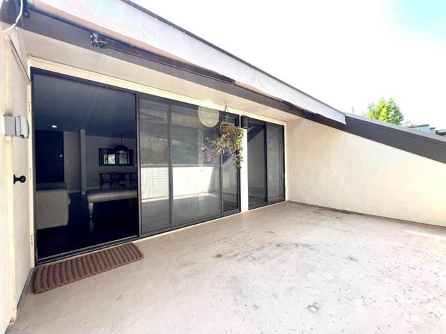 2140 Santa Cruz Avenue Unit A302, Menlo Park, California 94025