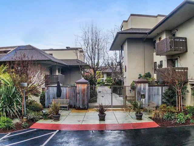 2140 Santa Cruz Avenue Unit A302, Menlo Park, California 94025