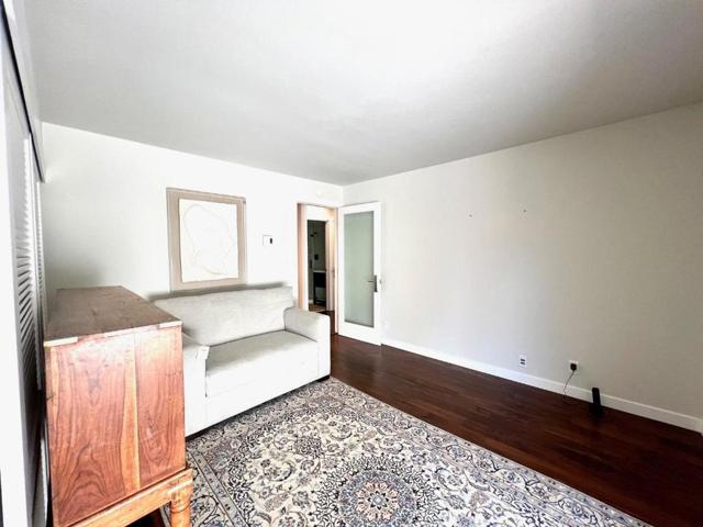2140 Santa Cruz Avenue Unit A302, Menlo Park, California 94025