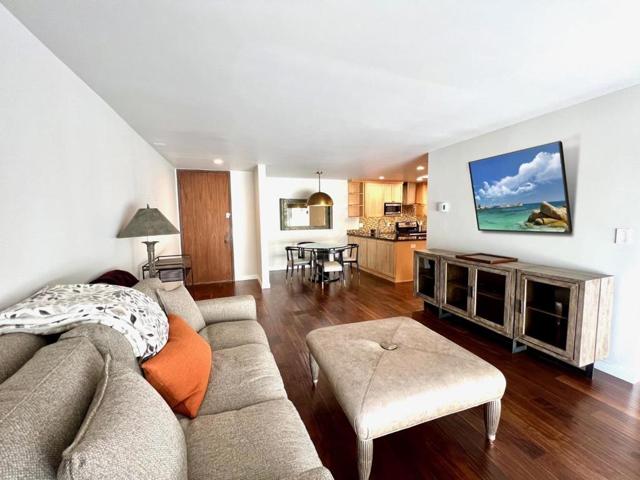 2140 Santa Cruz Avenue Unit A302, Menlo Park, California 94025