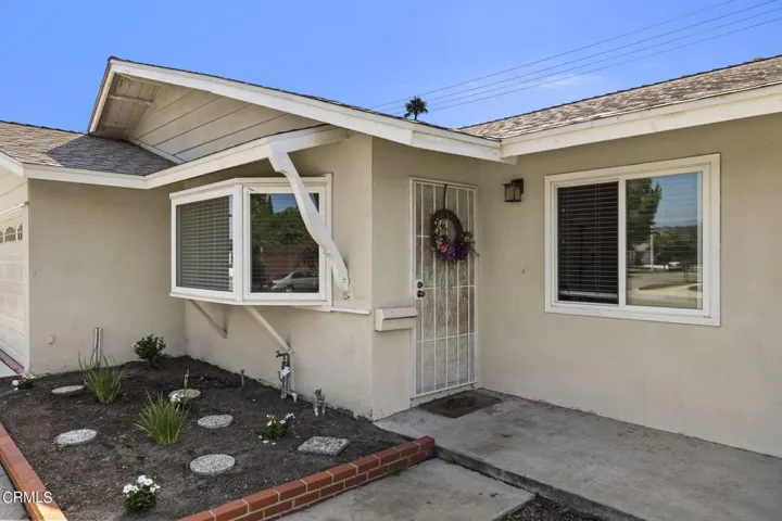 4-web-or-mls-UpmarketMedia_4052For-138