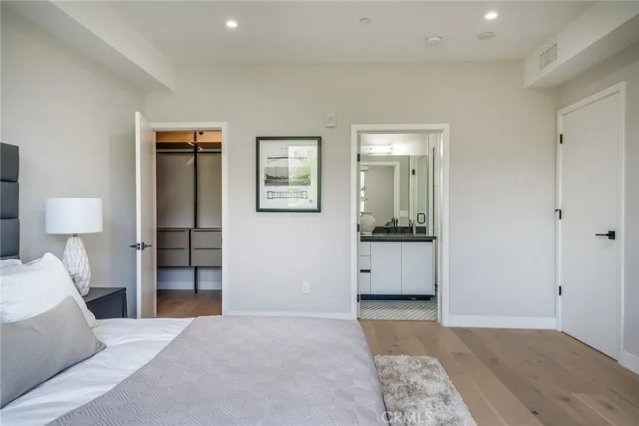 1148 N Detroit Street Unit 1B, North Hollywood, California 90046