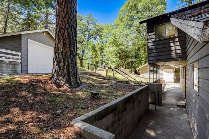 21969 Crest Forest Drive, Cedarpines Park, California 92322